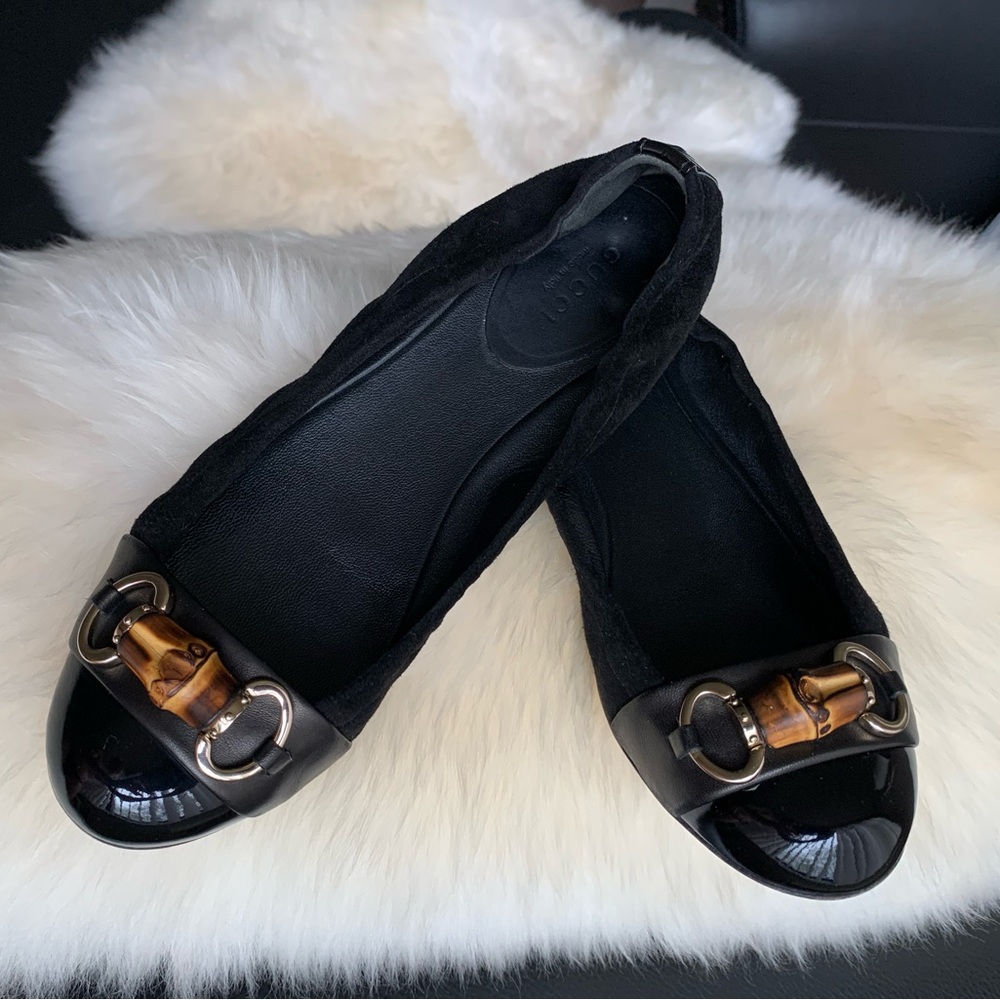 GUCCI RARE 37 black suede black patent leather flat back bamboo/gold Horse-bit